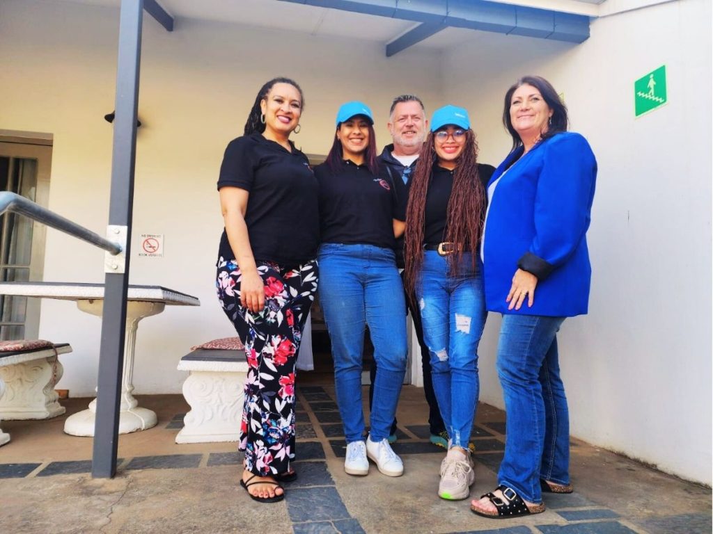 Elle, Janine and Elzette from the Tour My Province team, with Niel and Aletta Barnard, owners of the Journey Guesthouse in Riversdale.